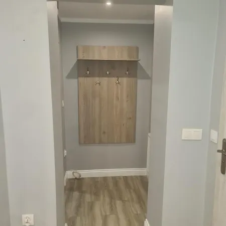 Mieszkanie Do Wynajęcia Nicola