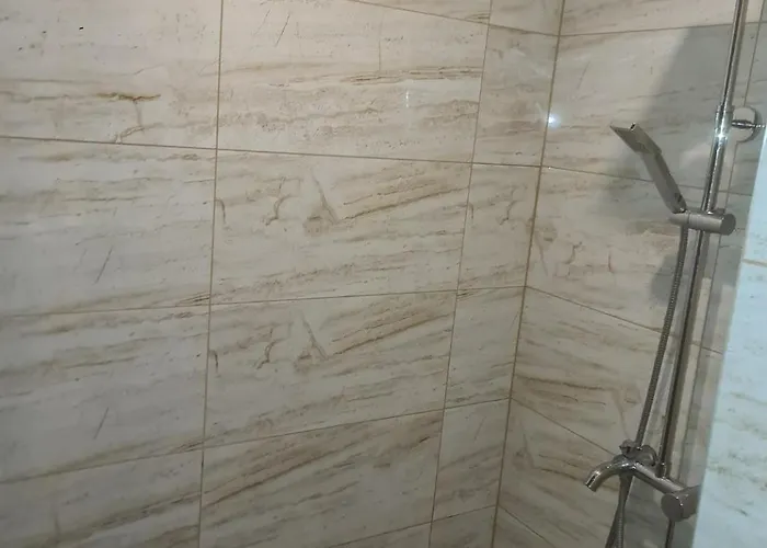 Mieszkanie Do Wynajecia Nicola Апартаменты *