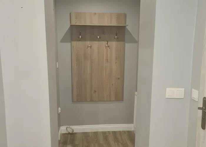 Mieszkanie Do Wynajecia Nicola